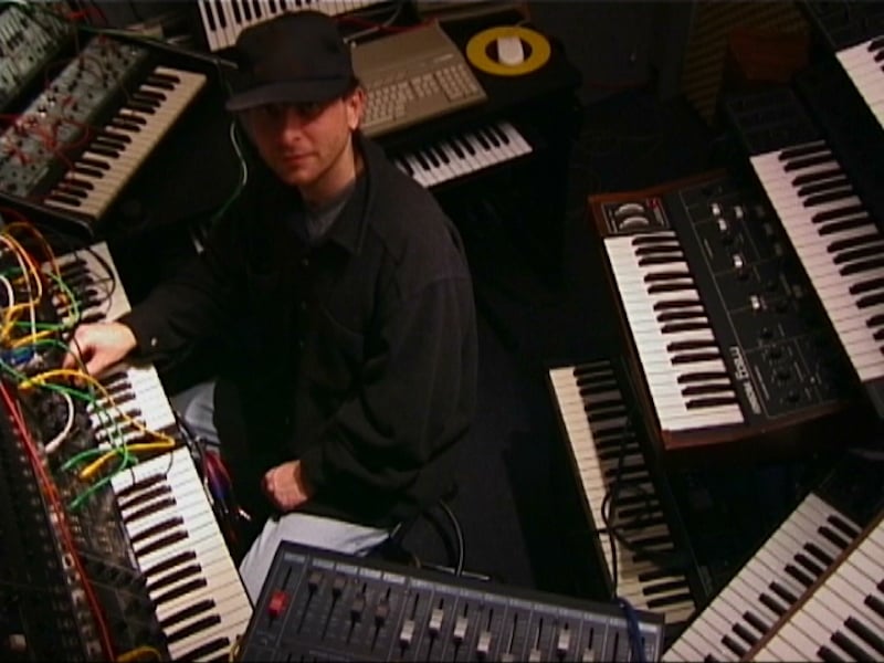 ART-Q2 music Holger Bruening Bio 1.jpeg